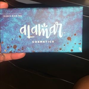 Alamar colorete blush trio (medium-tan)